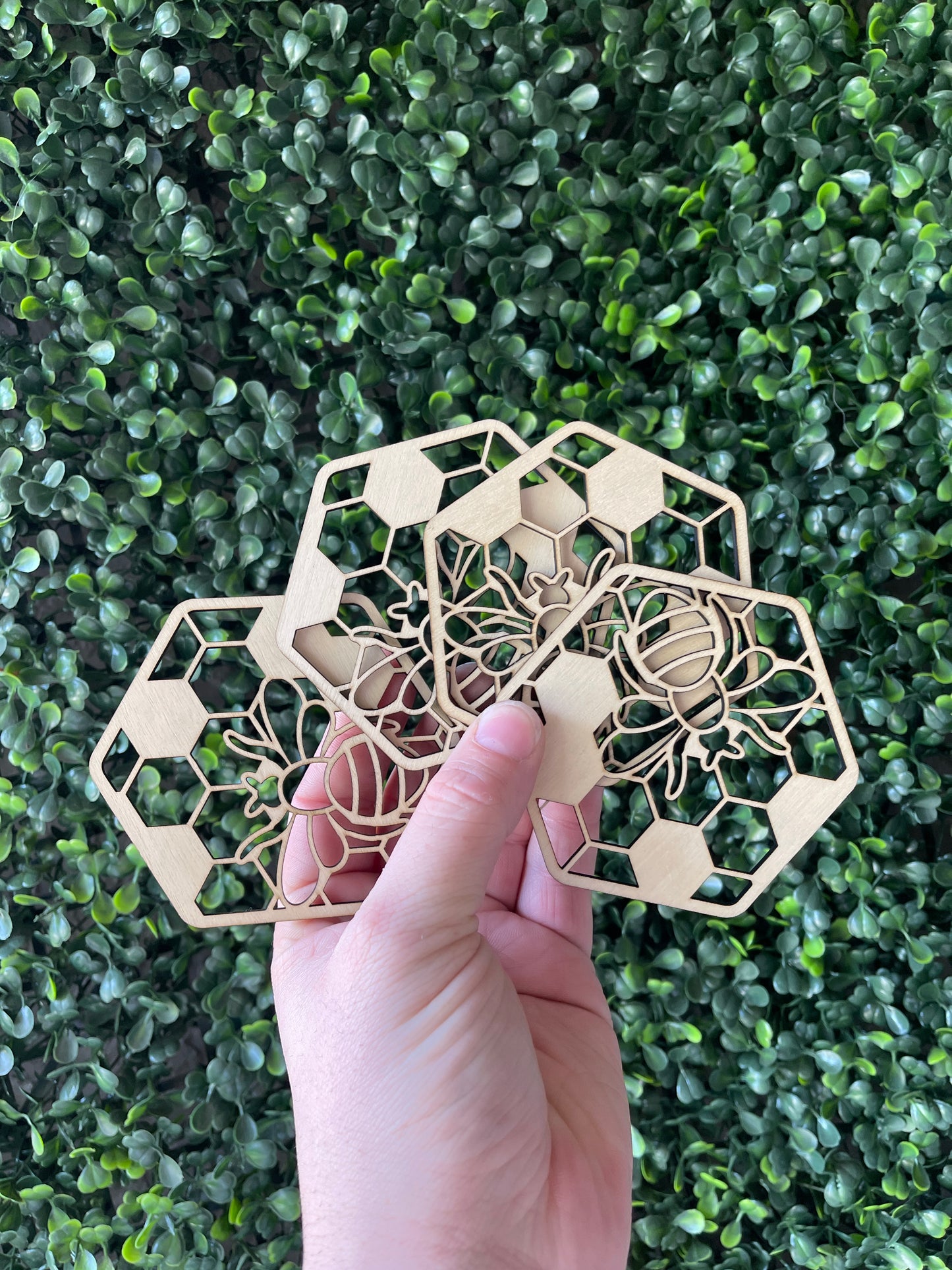 Laser cut Bee coasters! - 3D Props Play